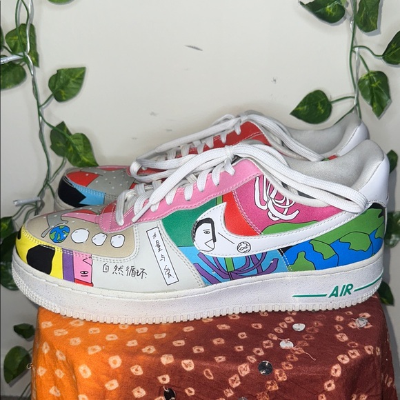 Nike Men’s Ruohan Wang x Nike Air Force 1 Low - Picture 5 of 10